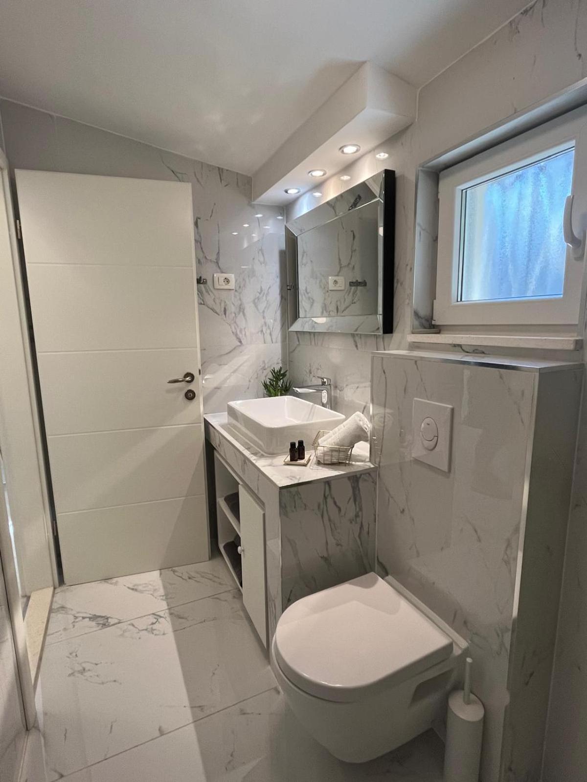 Lux Garden Luxury Apartment Split Ngoại thất bức ảnh